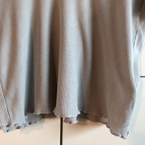 TRULY MADLY DEEPLY LITE GREY CROP - Picture 2 of 5